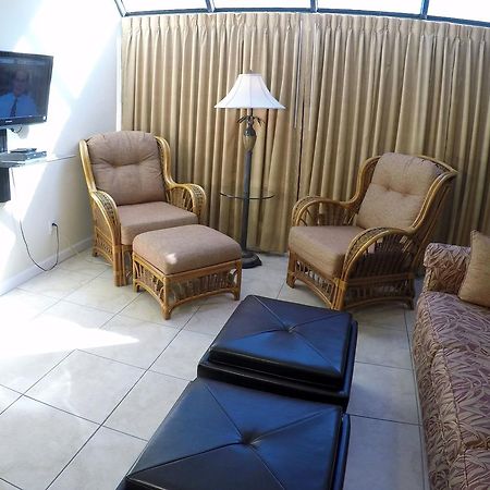 Island Gulf Resort St. Pete Beach Extérieur photo