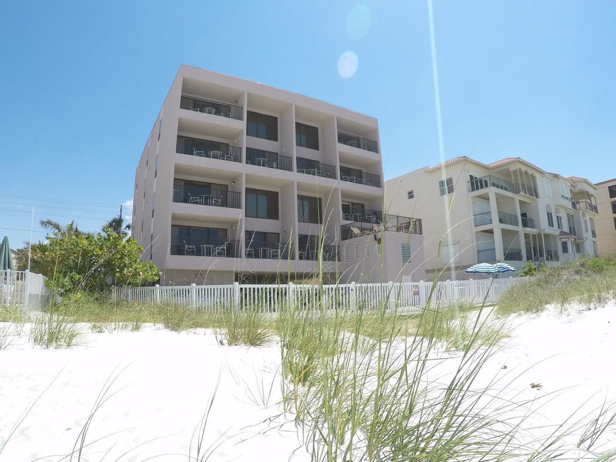 Island Gulf Resort St. Pete Beach Extérieur photo