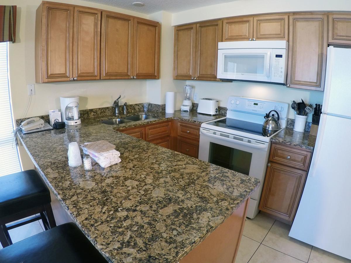 Island Gulf Resort St. Pete Beach Extérieur photo